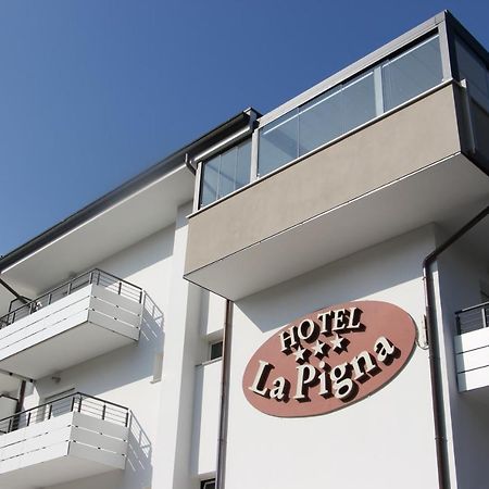 Hotel La Pigna Lignano Sabbiadoro Buitenkant foto