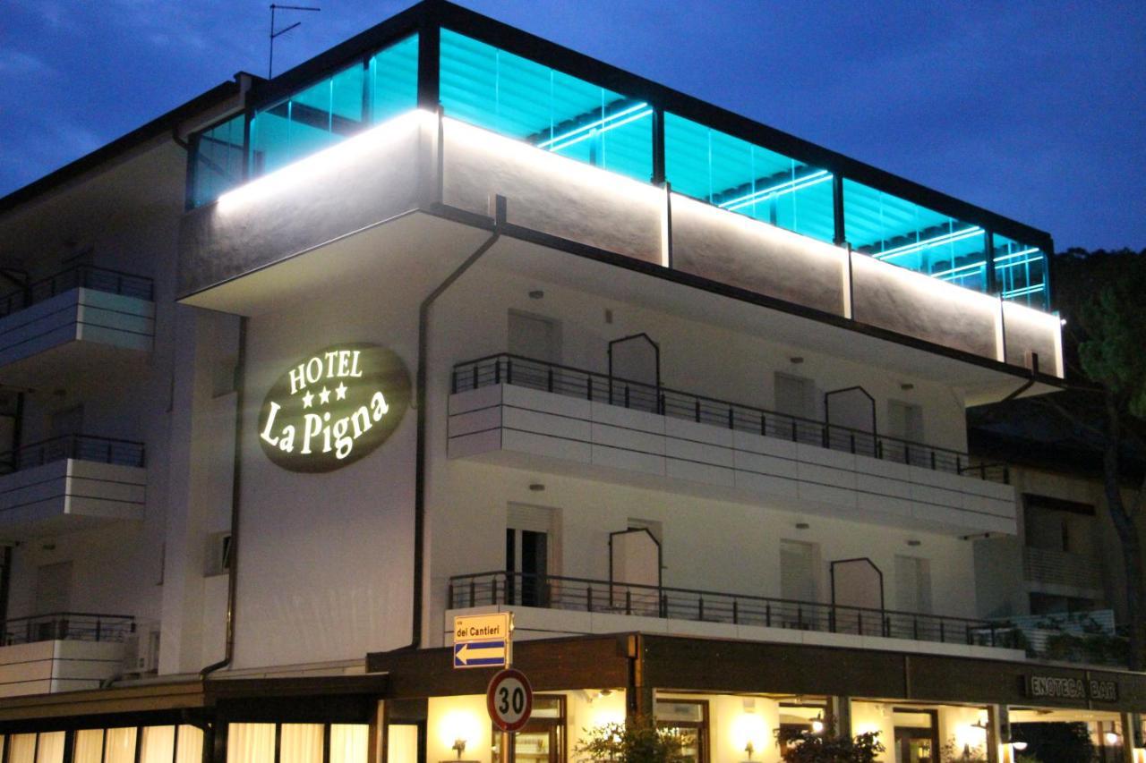 Hotel La Pigna Lignano Sabbiadoro Buitenkant foto